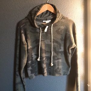 Polyester Cotton On Pullover